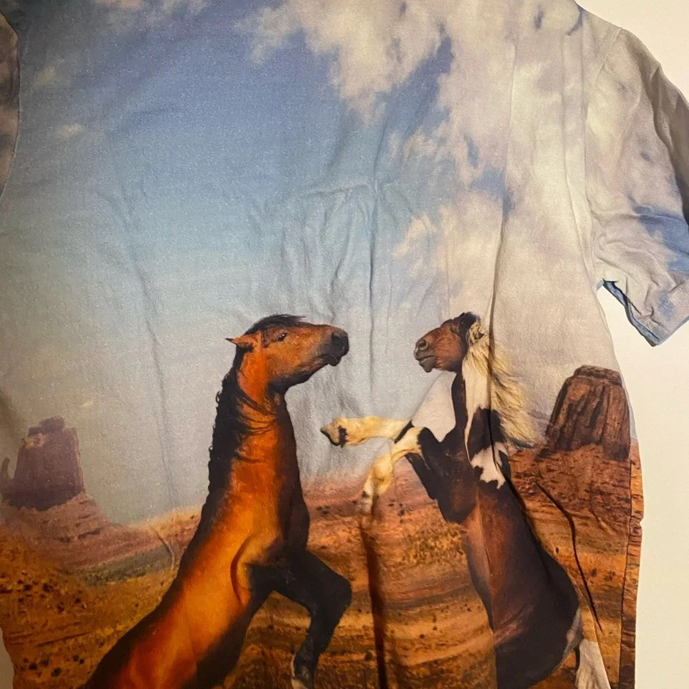 2 printed t-shirts from UO - Cool Nature Prints - Picture 8 of 11